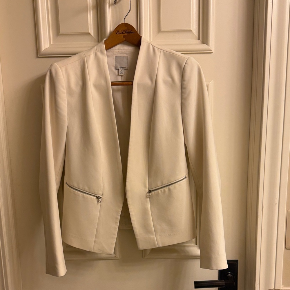 Halogen Cream Blazer with Zipper Pockets
